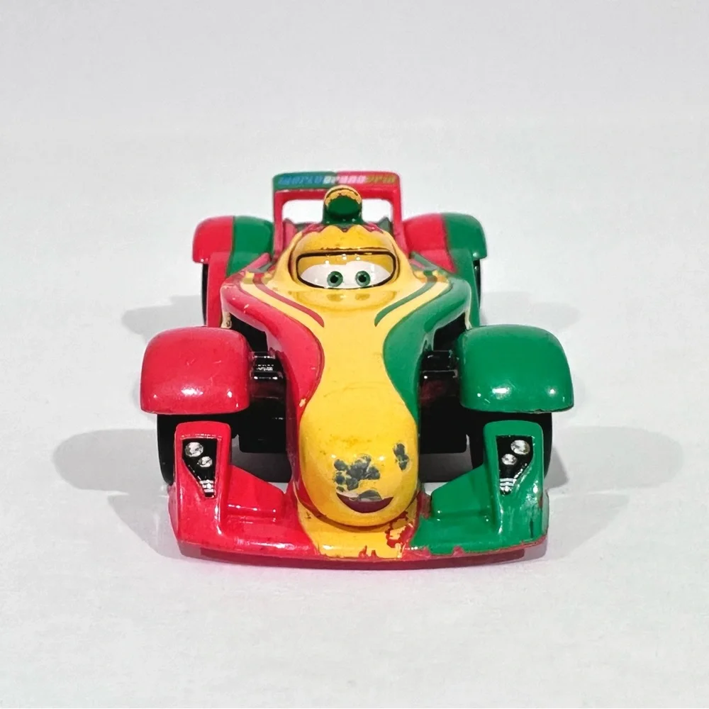 Disney Cars 2 Rip Clutchgoneski World Grand Prix Racer Die-cast